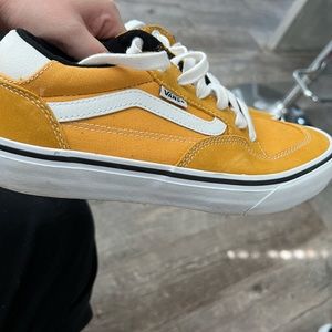 Men’s size 8.5 Vans